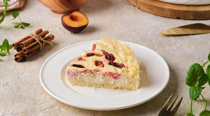 Пирог с творогом и тестом катаифи