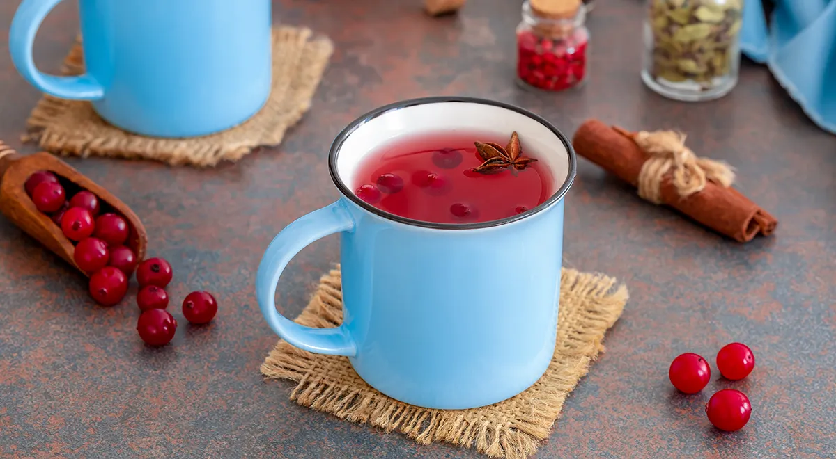 Путь морса от «Домостроя» до современности: как готовили старинный напиток и почему морс — это не компот