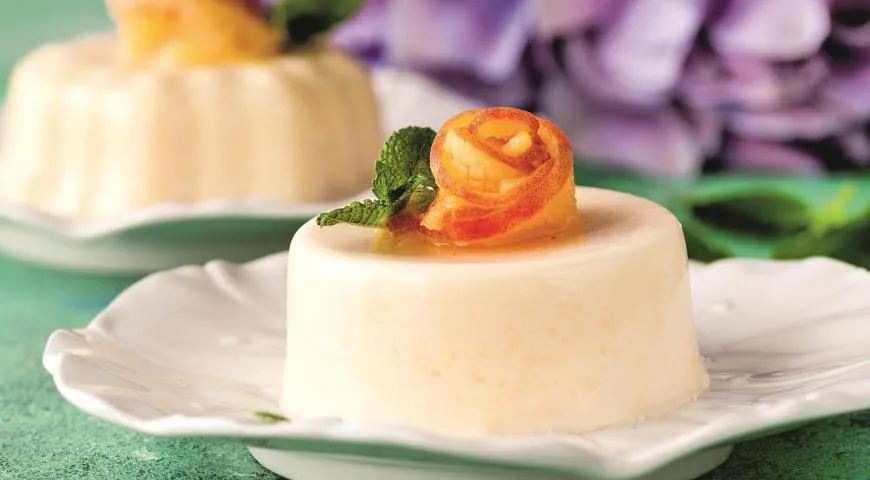 Рецепт панакоты Беллини с персиками и просеко