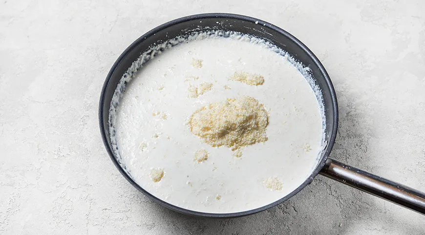 Каннеллони с фаршем под сливками