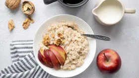 Эта кастрюля спасет вашу молочную кашу: эксперты назвали лучший выбор и 5 хитростей против пригорания