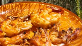 Рецепты с фруктами, соусами и королевскими креветками