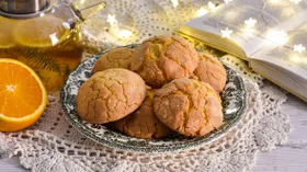Апельсиновое печенье с трещинками