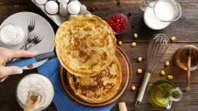 Как приготовить блины, которые не превращаются в комочки, не липнут к сковороде и не рвутся