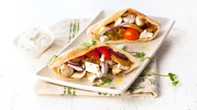 Рецепты с кисломолочными продуктами, шампиньонами и птицей