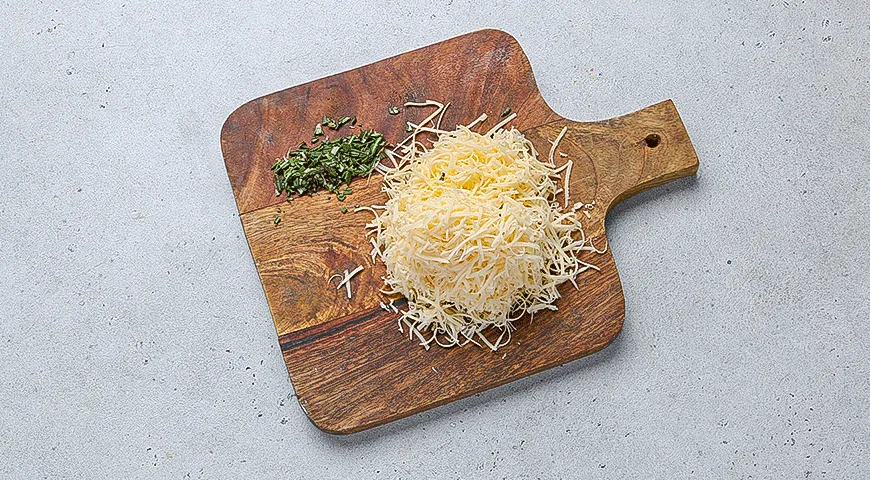 Закусочное пивное печенье с сыром и розмарином