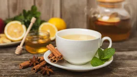 Функциональные горячие напитки зимой: какао, травяные чаи и пребиотики для иммунитета