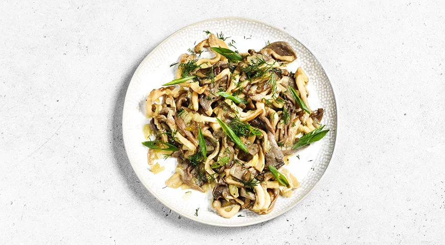 Жаренные вешенки на сковороде