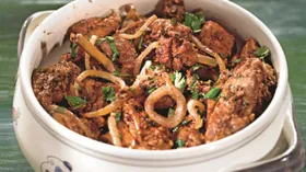 Рецепты с молочной продукцией, грецким орехом и кинзой