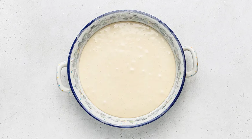 Заливной пирог с жимолостью