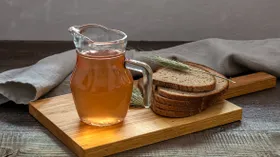 День русского кваса 2026: полезные свойства древнего эликсира и история напитка