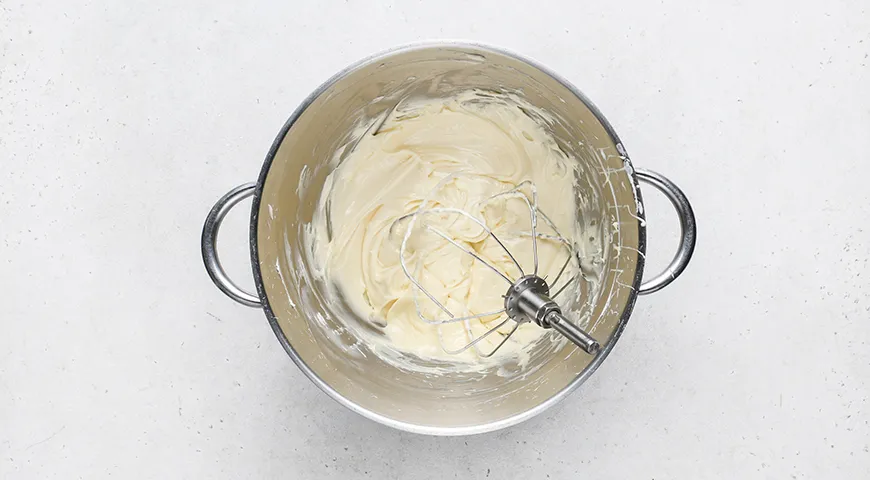 Ганаш на белом шоколаде для выравнивания торта