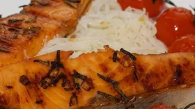 Рецепты с рыбой, крупой и черри