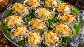 Запеченный картофель с орехами и сыром