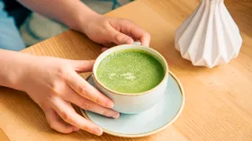 В соцсетях нашли самую абсурдную добавку к матче — не для ЗОЖ