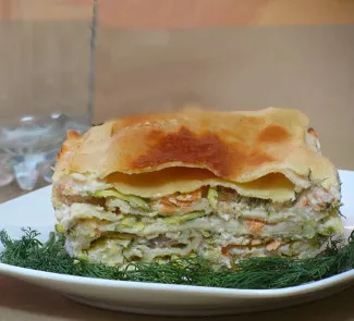 Лазанья с красной рыбой и цукини