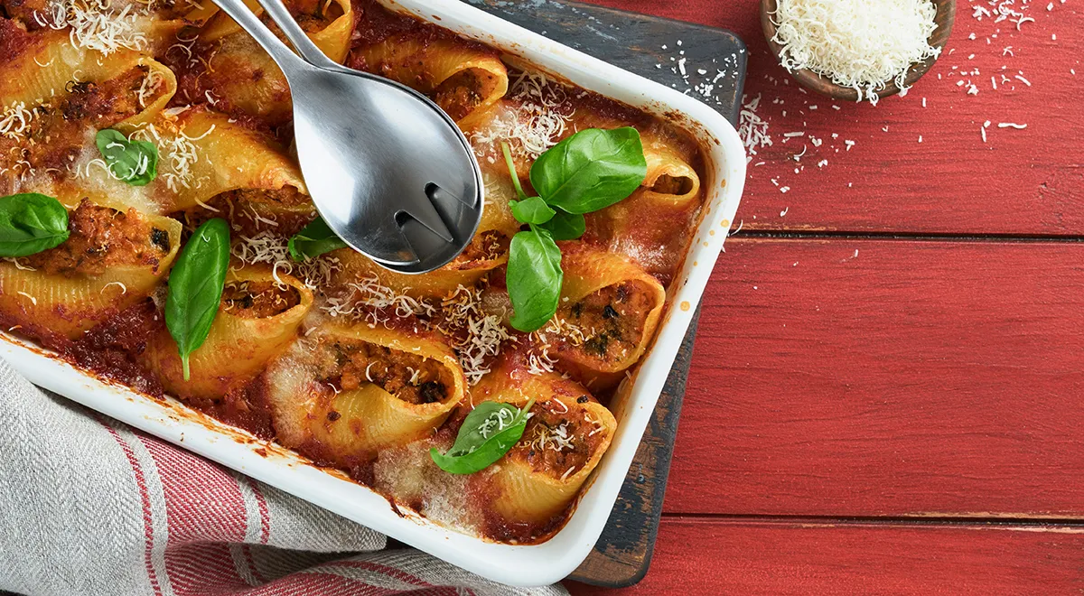 Конкильони с куриным фаршем