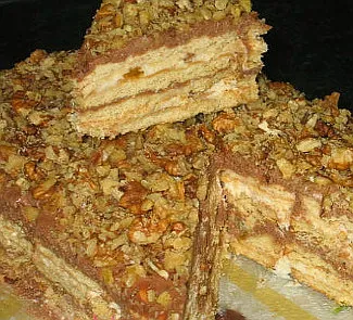 Торт без выпечки из печенья и творога с замороженной смородиной, рецепт с фото на kozharulitvrn.ru