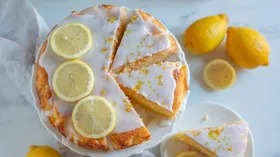 Кондитер раскрыла секрет пирога, который становится вкуснее на второй день