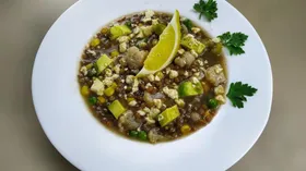 Суп из чечевицы с овощами и сыром