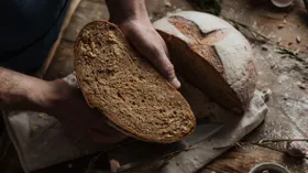Как испечь ржаной хлеб дома: простой рецепт с хрустящей корочкой и нежным мякишем
