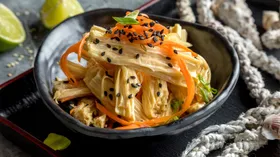 Это даже не овощ: стало известно, из чего на самом деле делают спаржу по-корейски