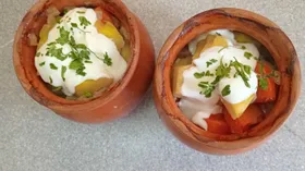 Свинина с картофелем в горшочках