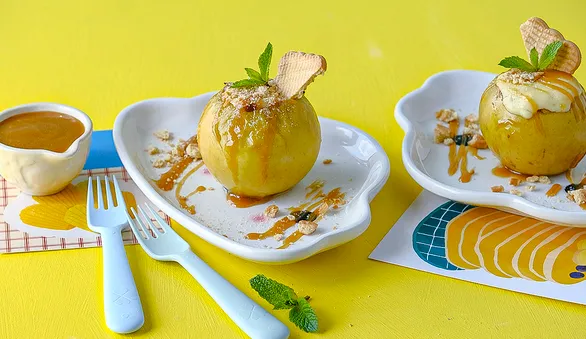 Яблоки, запеченные с творожным сыром