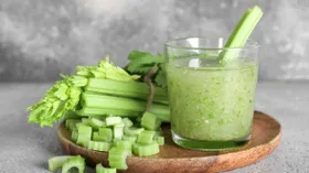 Что будет, если каждый день пить сок сельдерея — у модного напитка нашлась реальная польза