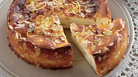 Рецепты с яйцом куриным, орехами и манной крупой