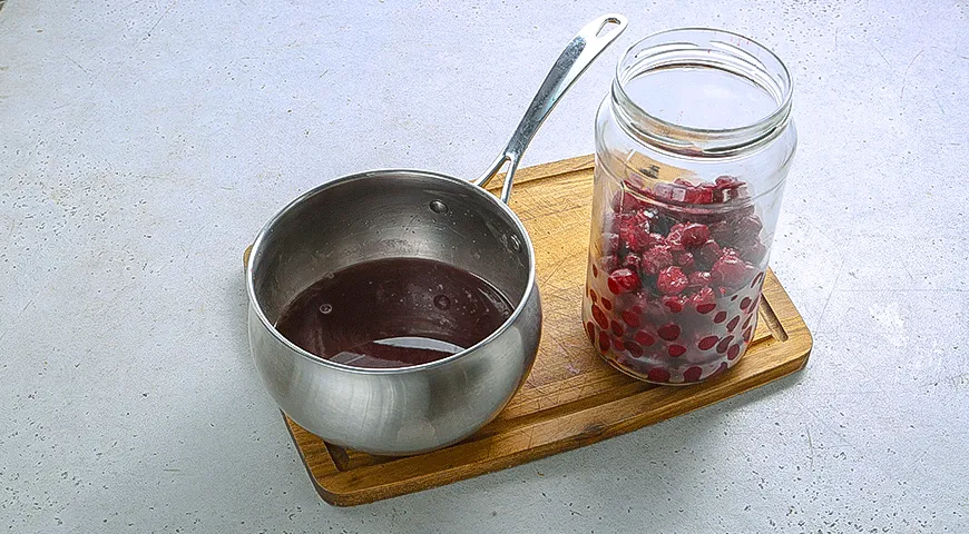 Вишневая настойка на бренди