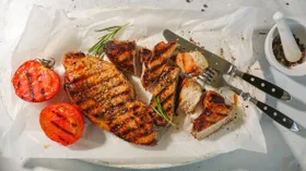 Стейк с чесноком