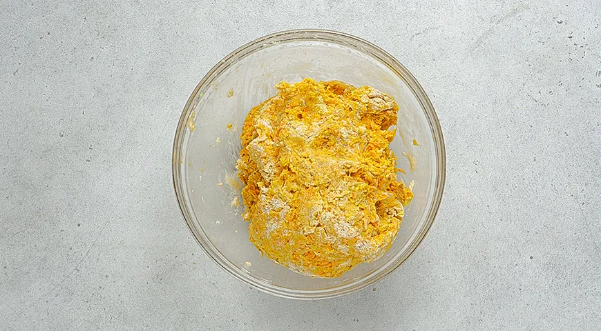 Морковное печенье с кремом и карамелью