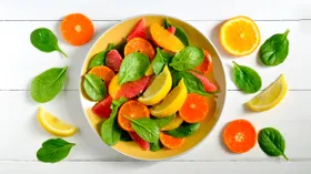 В два раза больше пользы: врач назвал лучшие сочетания продуктов