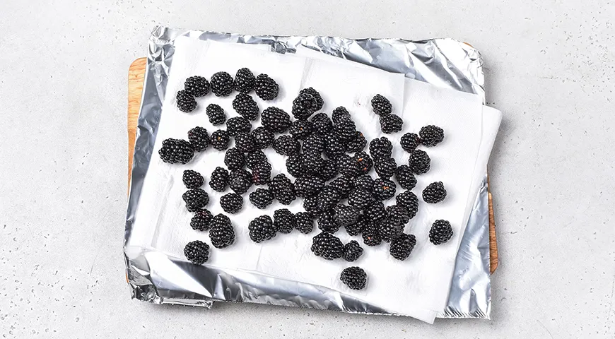 Замороженная ежевика