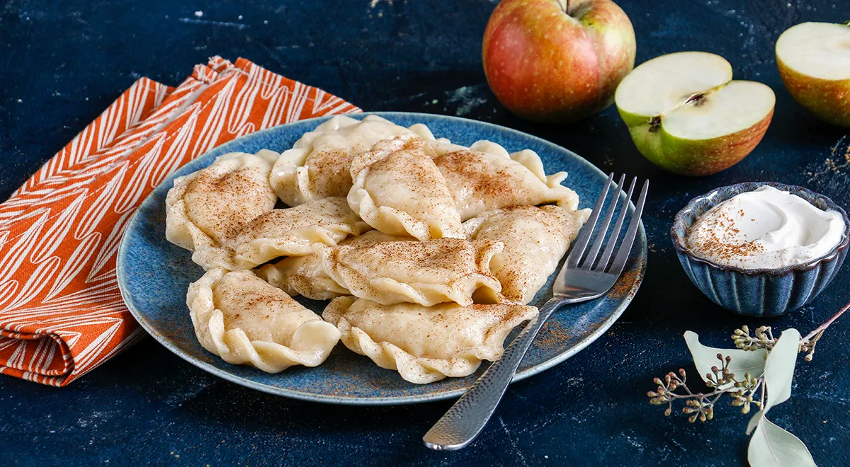 Вареники с яблоками, пошаговый рецепт с фото на 405 ккал