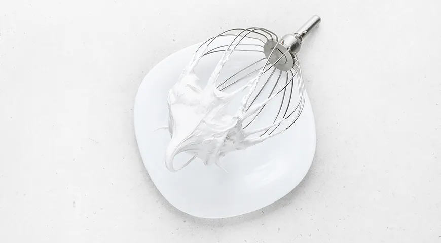 Белая заварная глазурь