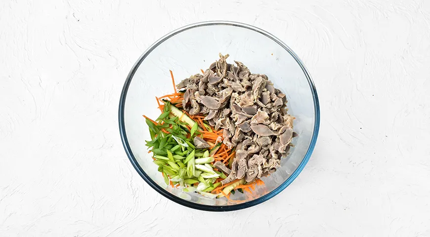 Хе из куриных желудков по-корейски