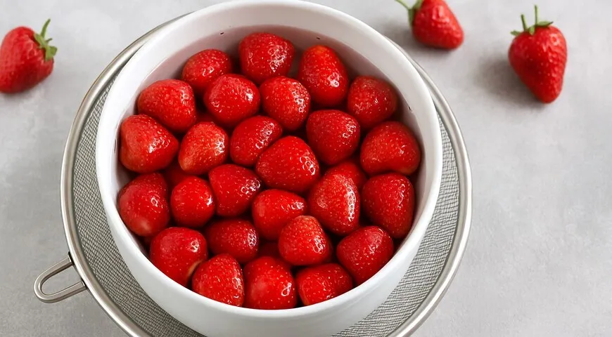 Компот из клубники без стерилизации