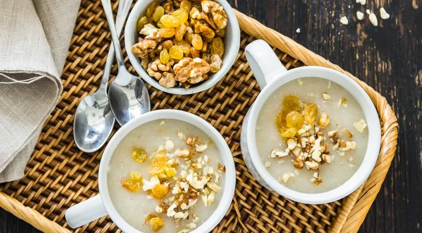Овсяный кисель с орехами