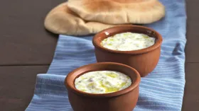 Рецепты с молочной продукцией, соусами и огурцом