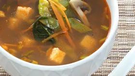 Мисо-суп с овощами и тофу