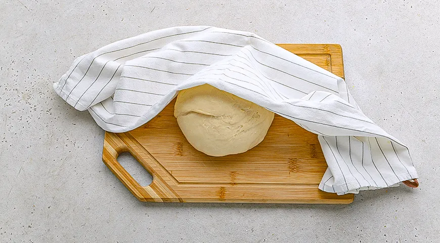 Пельмени сибирские в грибном бульоне