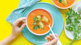 Овощной крем-суп с клецками