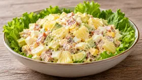 Салат Ананасовая свинка