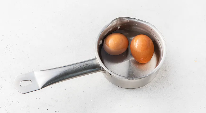 Заливной пирог с рисом, яйцами и луком