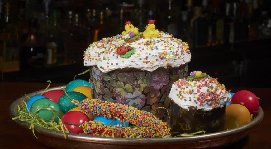 Украсить пасху творожную. Христос воскресе пасха творожная. Пасха заварная творожная: "царская" миндаль. Пасху быстро. Творожная пасха с курагой.