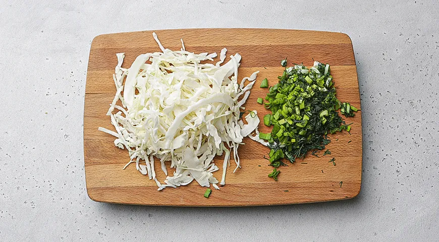 Капустный салат с курицей