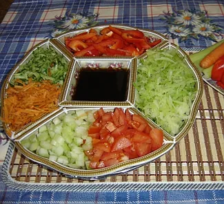 Царский салат вегетарианский с соевым соусом