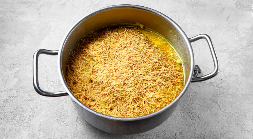 «Плов» из вермишели